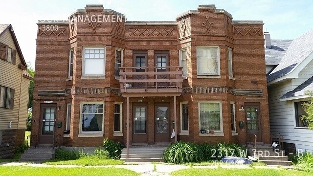 Primary Photo - 2317 W 3rd St