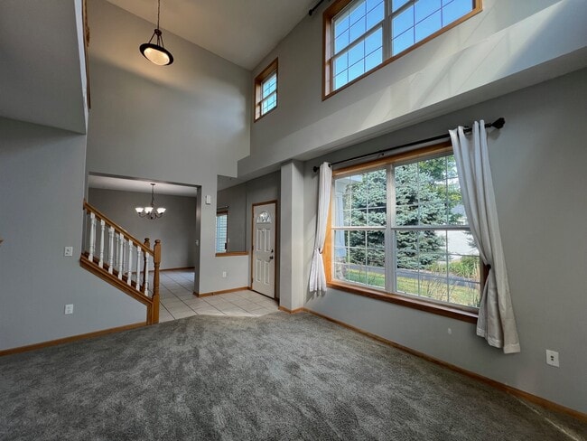 Building Photo - 277 S 79th St