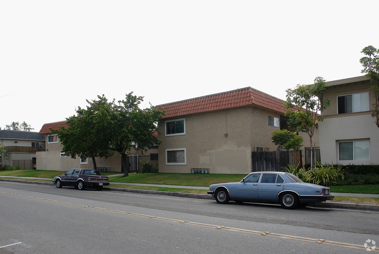Building Photo - 1512 S 9th St