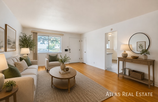 Building Photo - 1304 W Crestline-