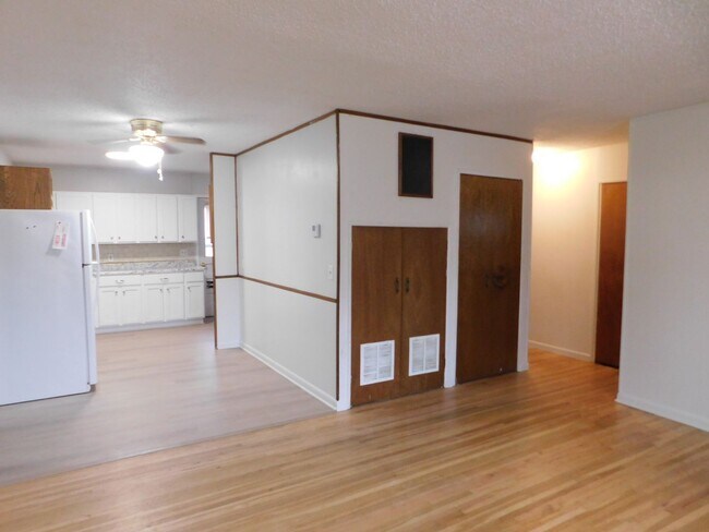 Foto del edificio - Beautiful 3 Bedroom 1 Bath Home