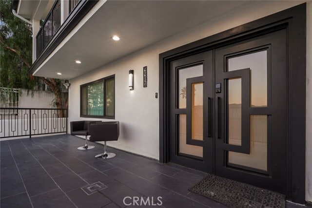 Building Photo - 3381 Oakmont View Dr