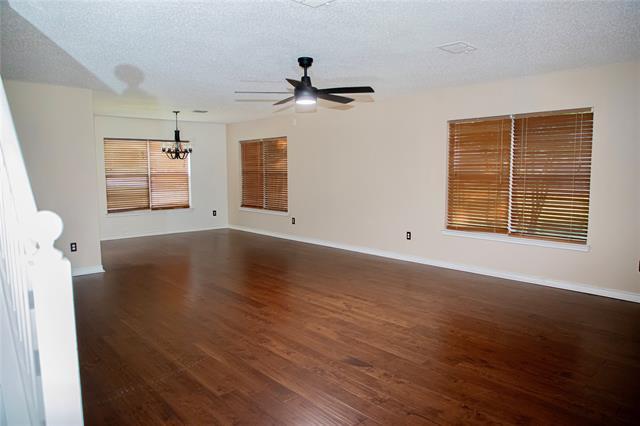 Building Photo - 2201 Driskell Ln