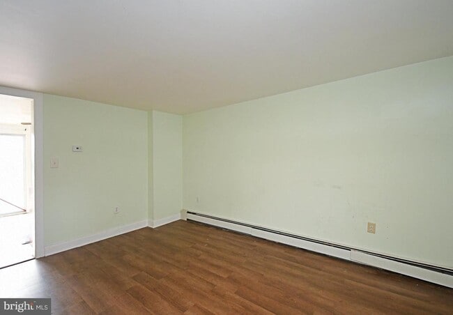 Building Photo - 2 High St