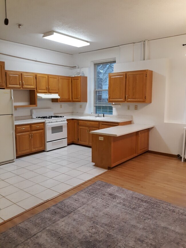 cocina - 27 N State St