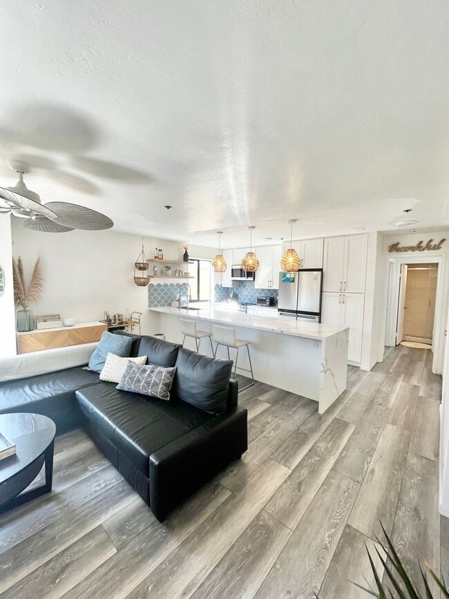 Building Photo - 1251 Parker Pl