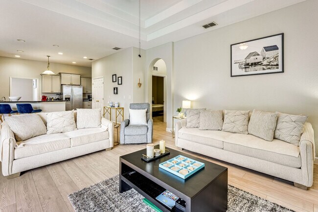 Foto del edificio - 803 McKay Dr
