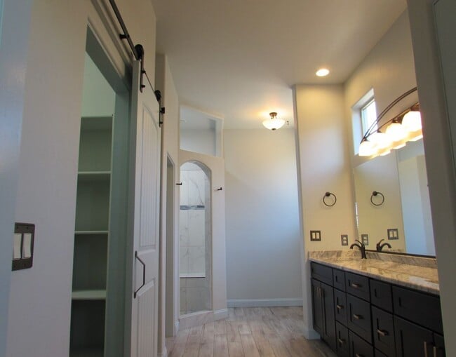 Building Photo - 2096 Two Wood Dr