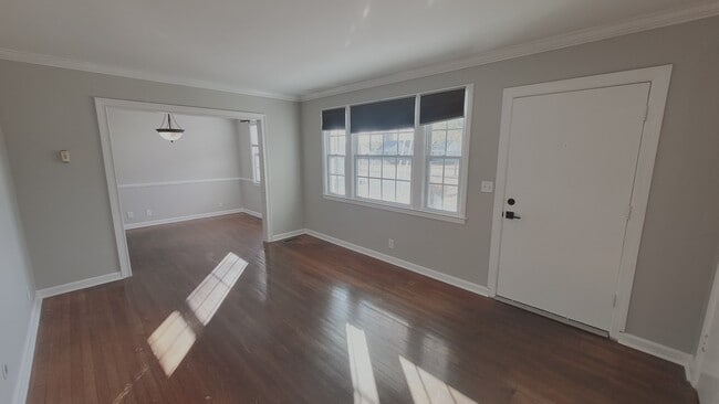 Building Photo - 2628 Emery Dr