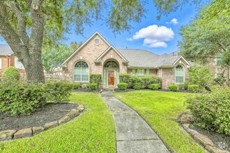 Building Photo - 14411 Gadshill Cir