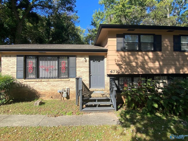 Building Photo - 4710 Broadmeadow Ln NW