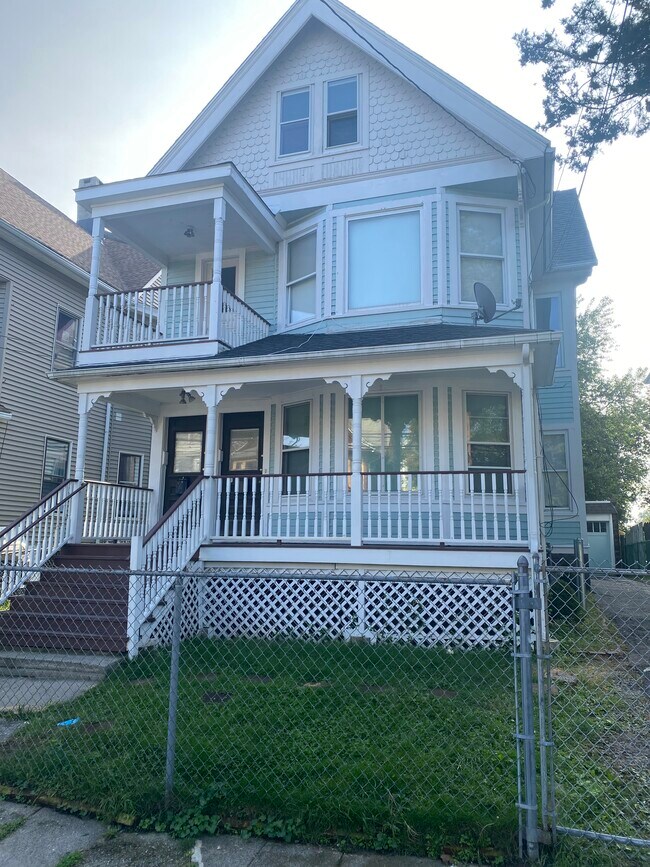 frente de la casa - 71 Worth St