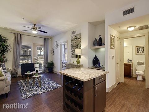 Foto del edificio - 1722 Grand Ave Pkwy