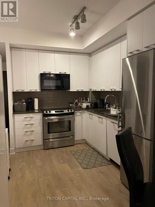 Photo du bâtiment - 9471 Yonge St