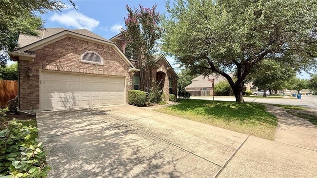 Building Photo - 16212 Double Eagle Dr