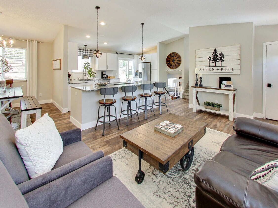 Primary Photo - 2050 Rimwood Dr