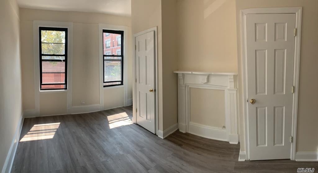 Primary Photo - 51-28 35th St