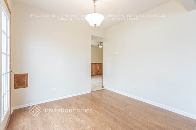 Foto del edificio - 1684 Trafalgar Ln