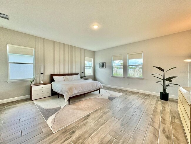 Building Photo - 13109 McMillan Dr