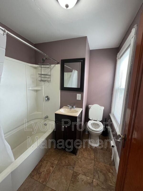 Foto del edificio - 276 Hunt St