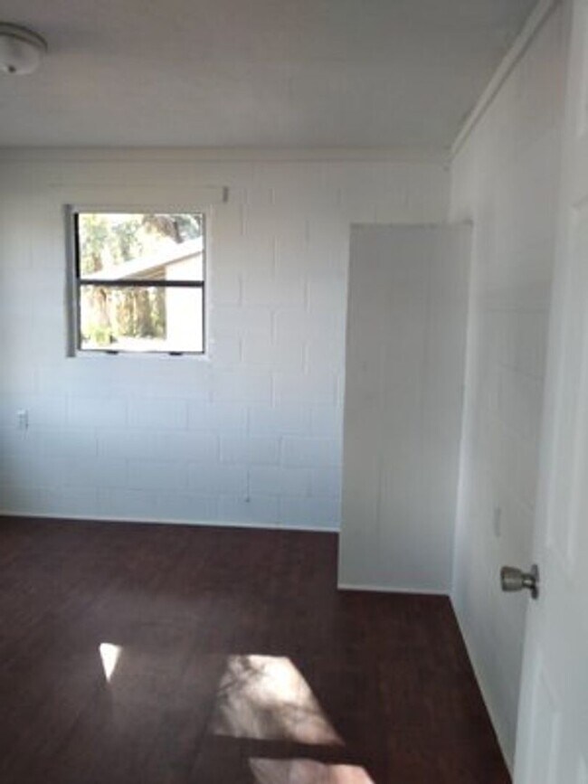 Building Photo - 926 NW 17th Ave Ocala FL 34475