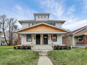 Building Photo - 452 N Kealing Ave