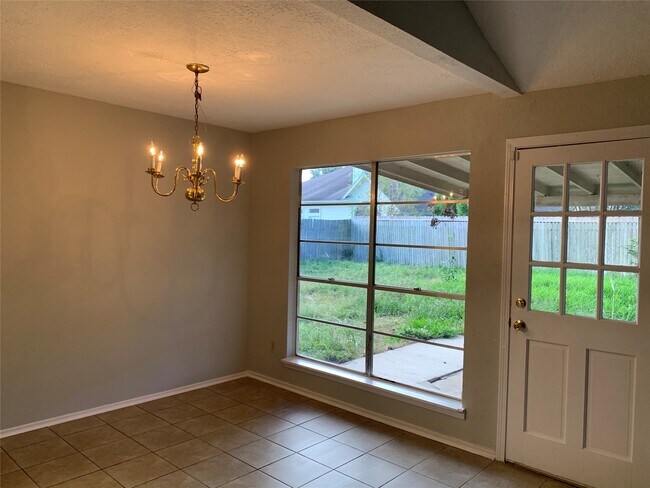 Building Photo - 6814 Grant Dr