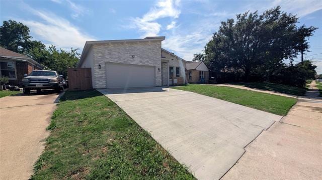 Building Photo - 7215 Thurston Dr