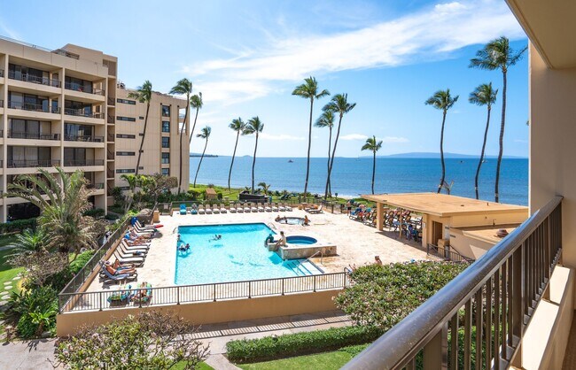 Foto del edificio - BeachFront Furnished Condo at Sugar Beach Resort, 1 Bed / 1 Bath with Ocean Views!