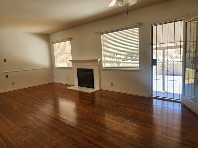 Building Photo - 1309 Telegraph Ave