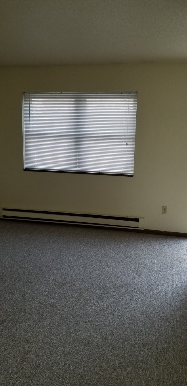 Building Photo - Greenview Apartments