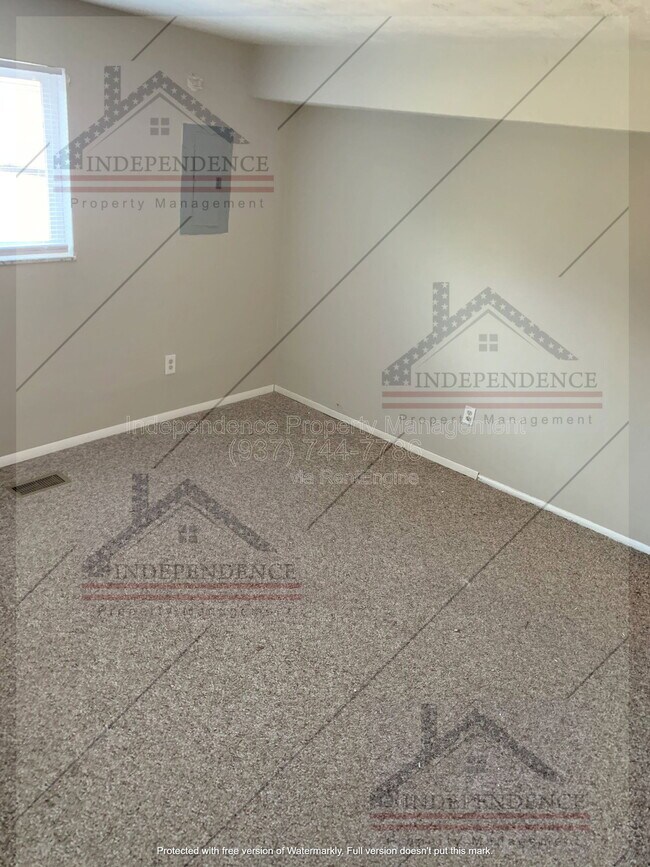 Foto del edificio - 470 Burman Ave