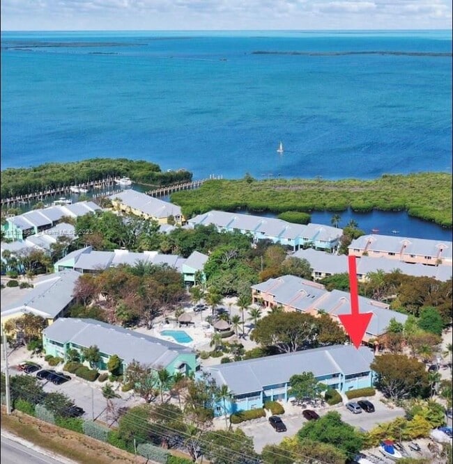 Building Photo - 98482 Windward Ave