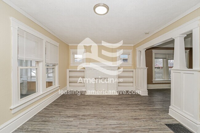 Foto del edificio - 1494 Preston Ave