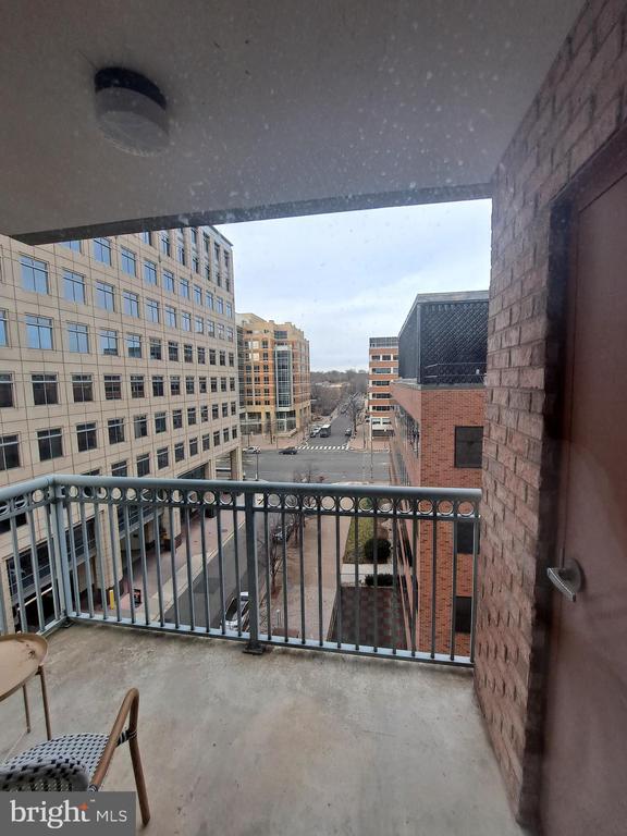 Foto del edificio - 851 N Glebe Rd