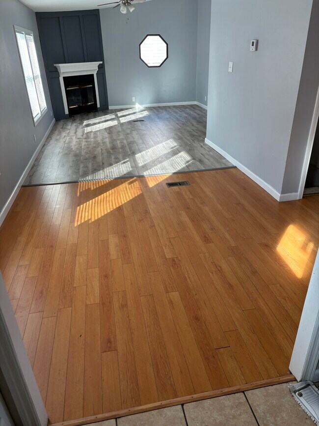 Comedores y salas de estar - 1745 Spruce Dr