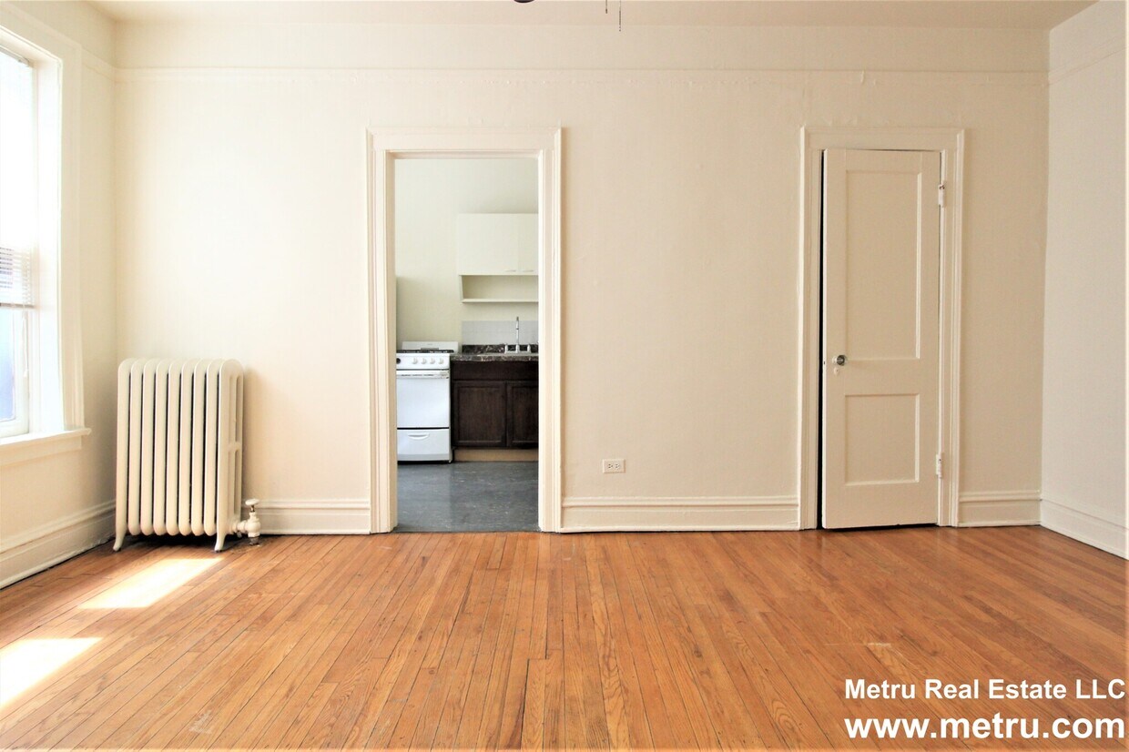 Foto principal - 637 W Patterson Ave