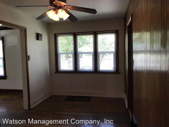 Building Photo - 10125 N Whitworth Dr