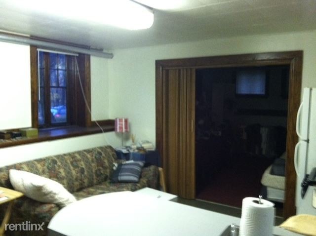 Building Photo - 109 Elmwood Ave