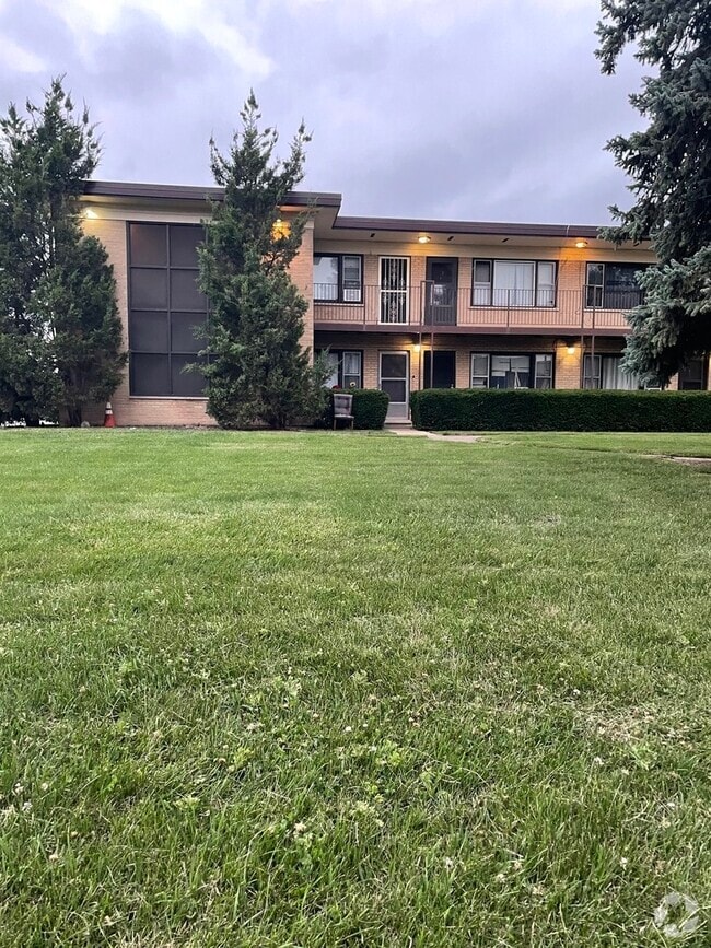 Building Photo - 34 N King Arthur Ct