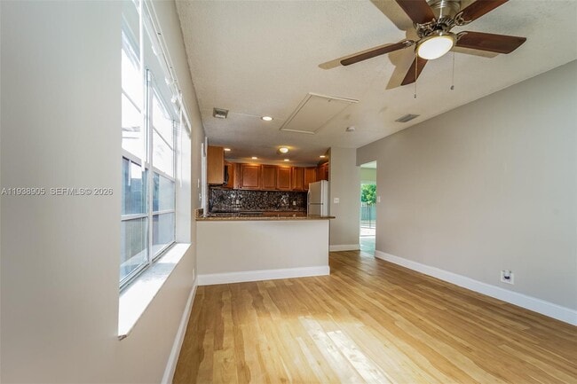 Foto del edificio - 7872 SW 4th Pl