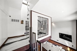 Building Photo - 408 W St Clair Ave