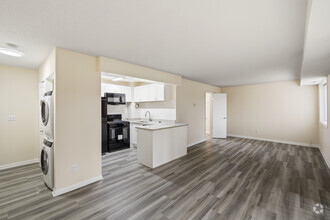 Interior Photo - 101 North Ripley Apartments