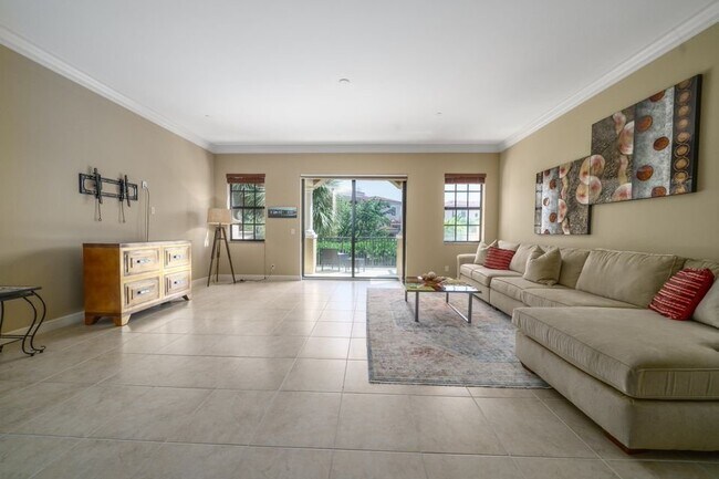 Foto del edificio - 802 del Sol Circle, Tequesta, FL 33469 - 2...
