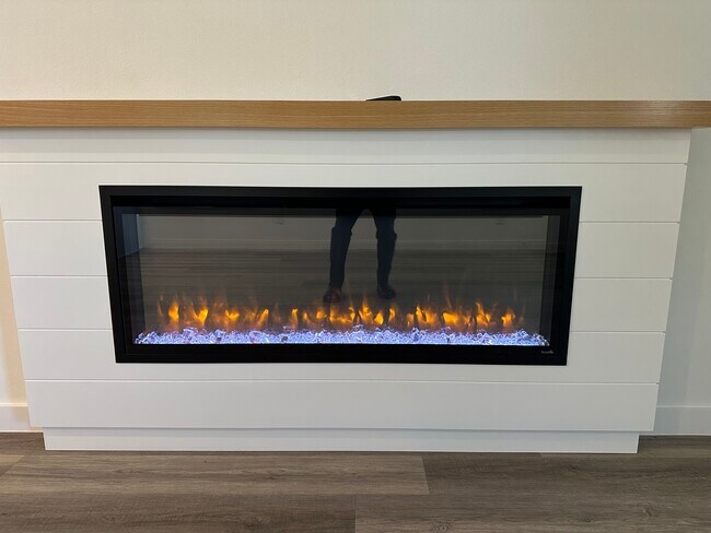 Building Photo - 7452 9th St