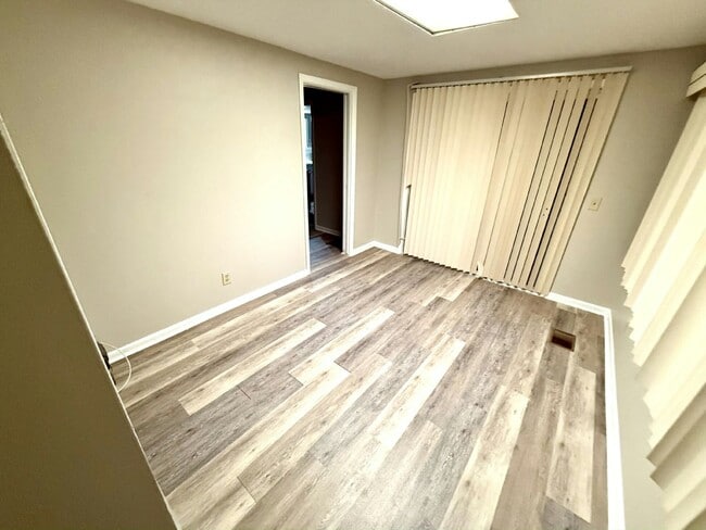 Foto del edificio - 6407 SE 108th St