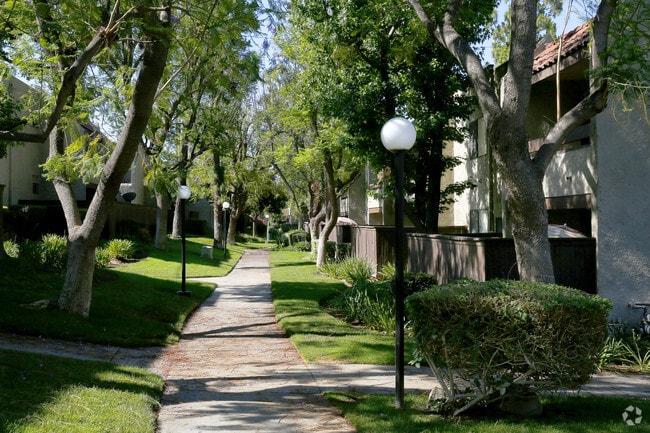 Building Photo - Concord Village