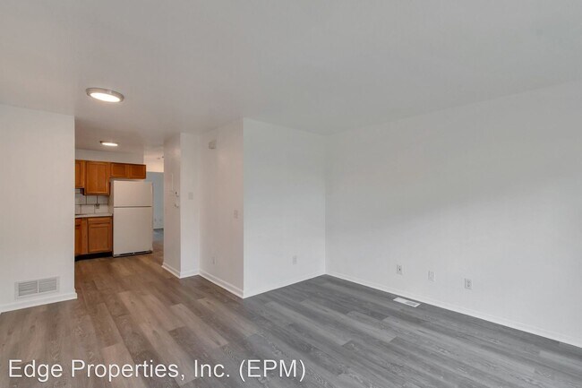 Foto del edificio - 185 S Sable Blvd