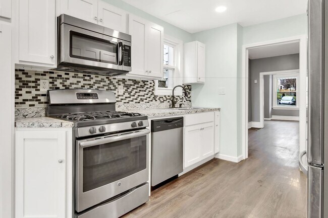 Foto del edificio - Charming 3 Bedroom, 1.5 Bath Home in Steelton, Pa!