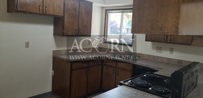 Foto del edificio - 4256 Jessen Dr